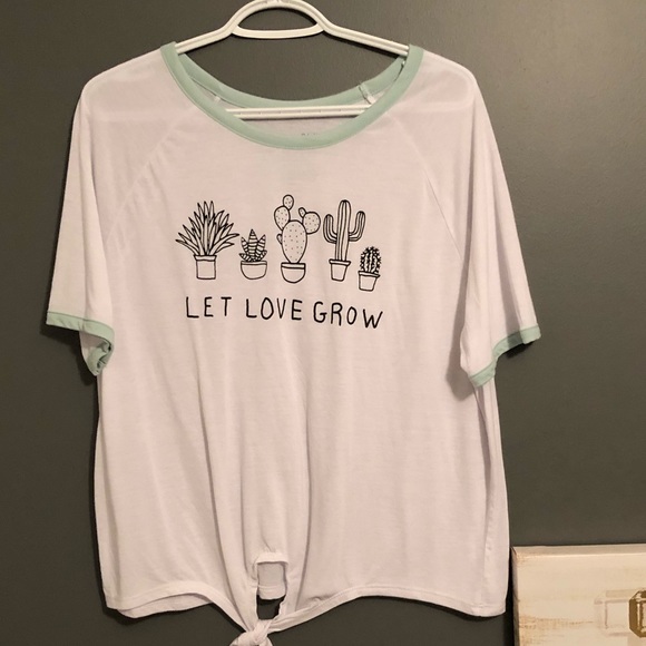 Fifth Sun Tops - Graphic t-shirt